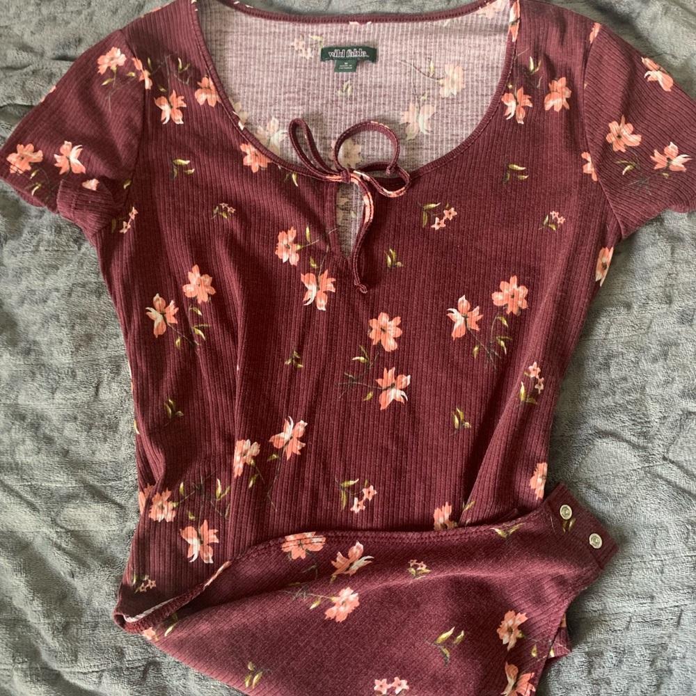 Target key hole body suit